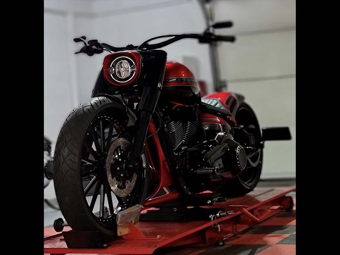 Moto Harley Davidson softail Red devil