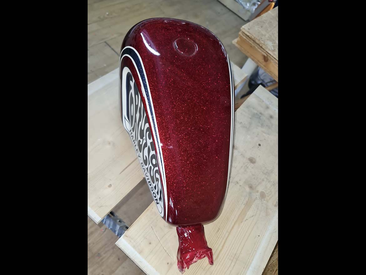 Moto Harley Davidson sporster red démon flake custom 1200