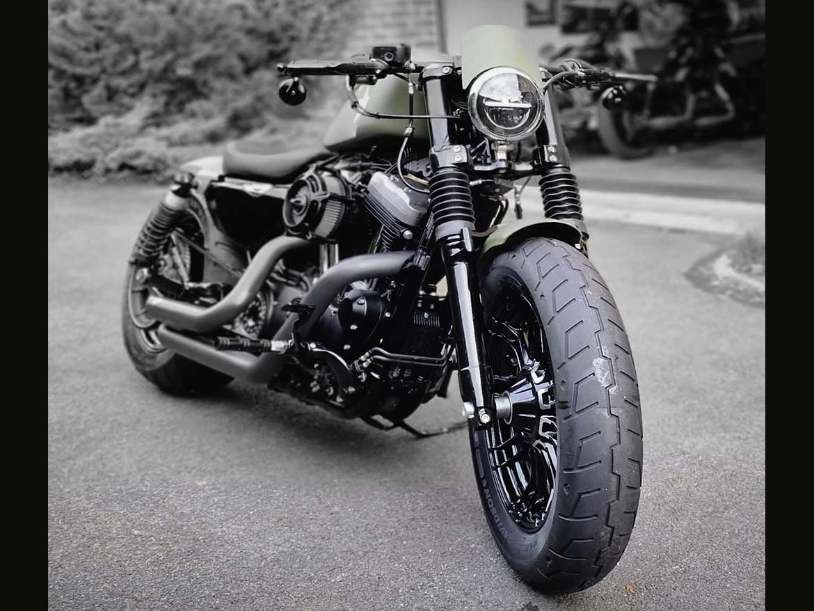 Moto Harley Davidson sporster Forty army custom 1200 