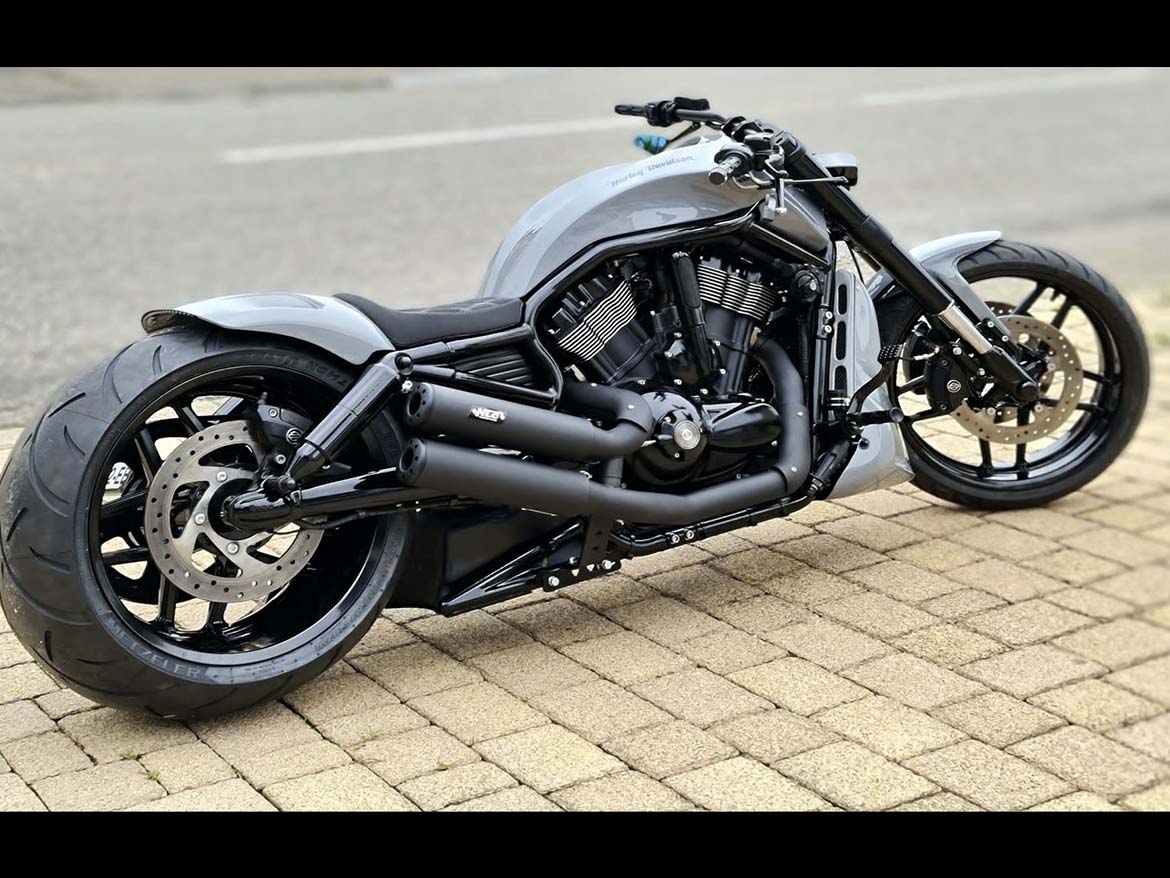 Moto Harley Davidson Dark rebel grey rod 300 classic  